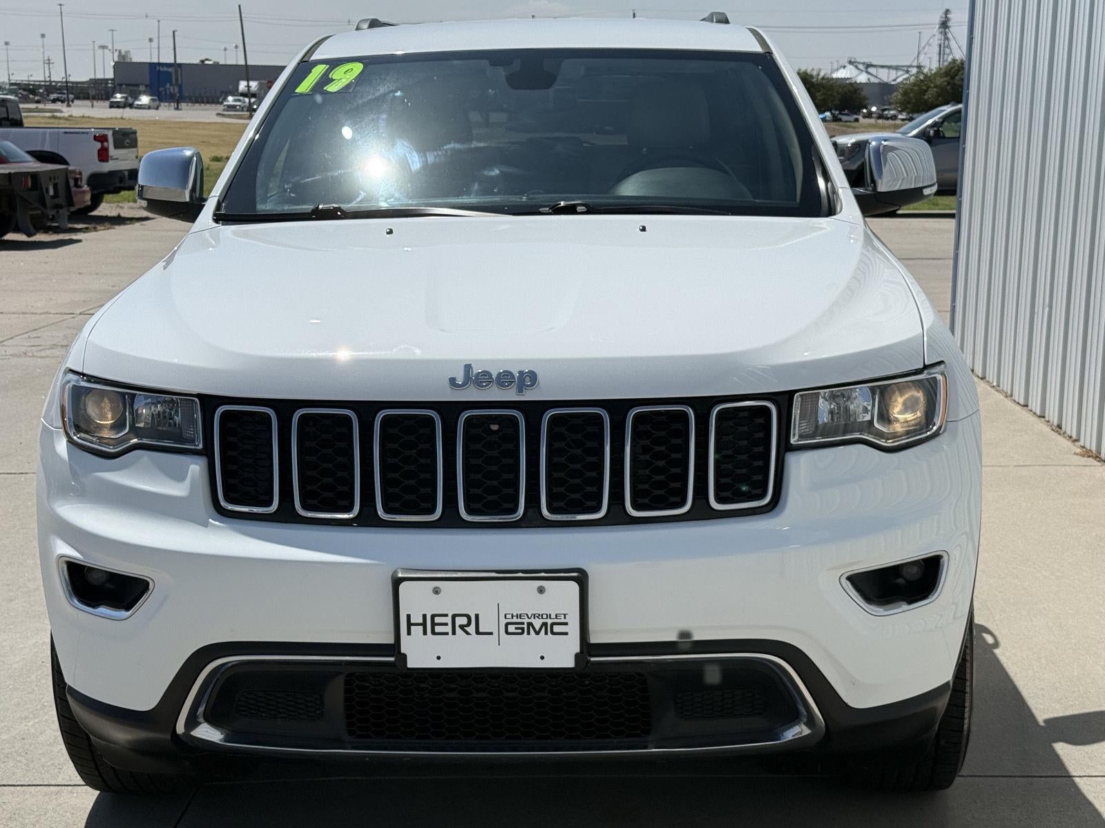 Used 2019 Jeep Grand Cherokee Limited with VIN 1C4RJFBG1KC734908 for sale in Goodland, KS