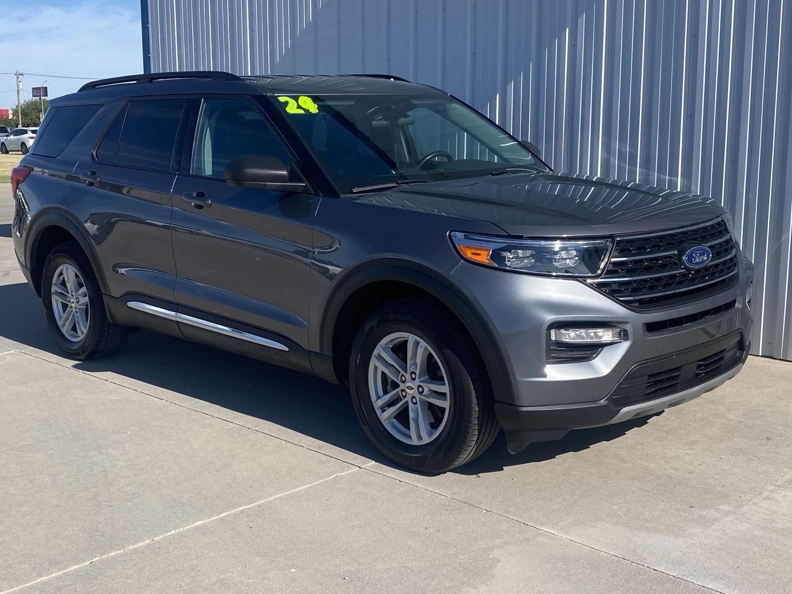 2024 Ford Explorer XLT