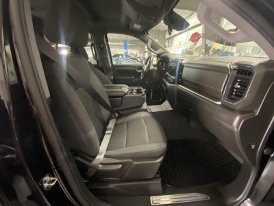 2022 Chevrolet Silverado 1500 LT (2FL)