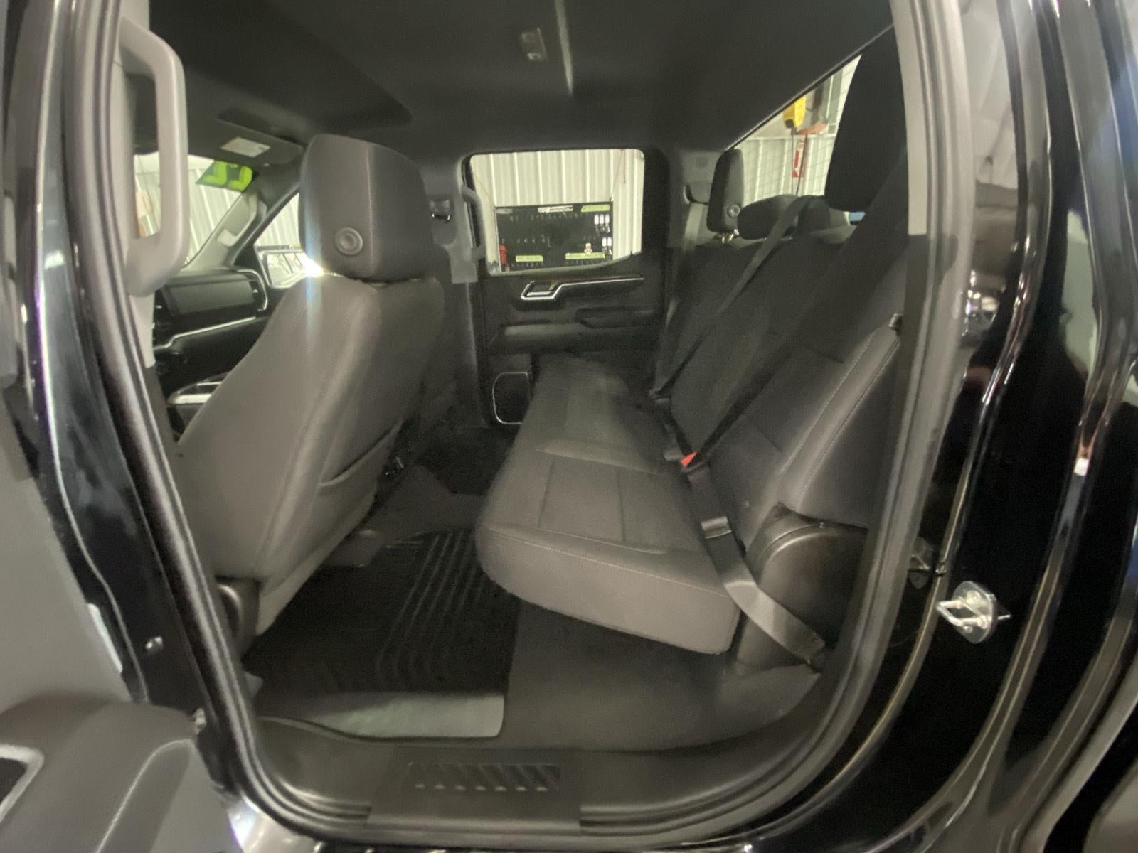 2022 Chevrolet Silverado 1500 LT (2FL)