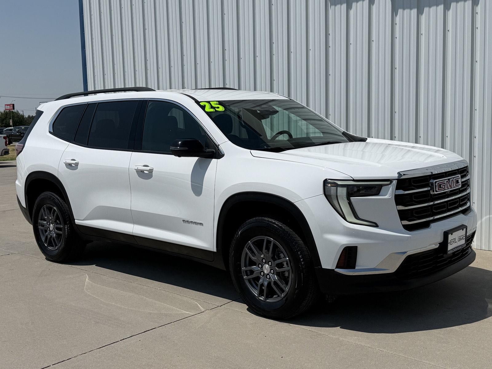 2025 GMC Acadia Elevation