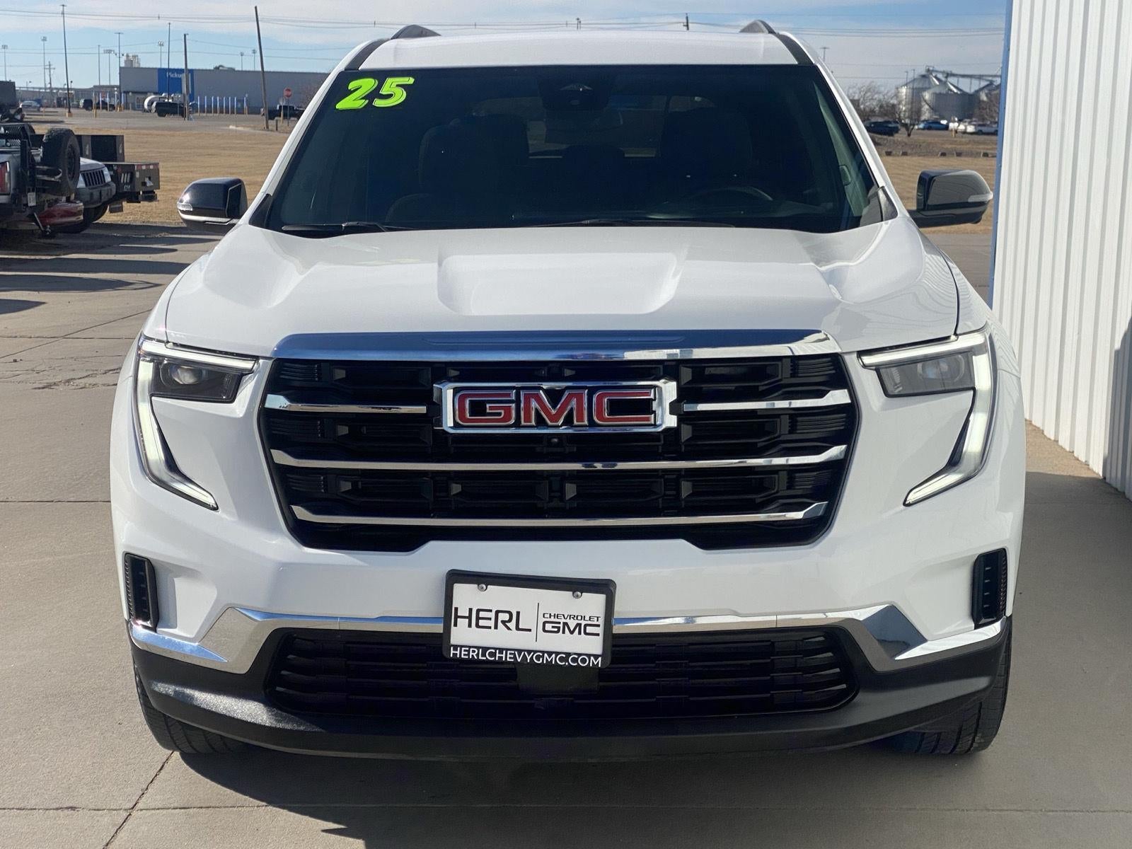 2025 GMC Acadia Elevation