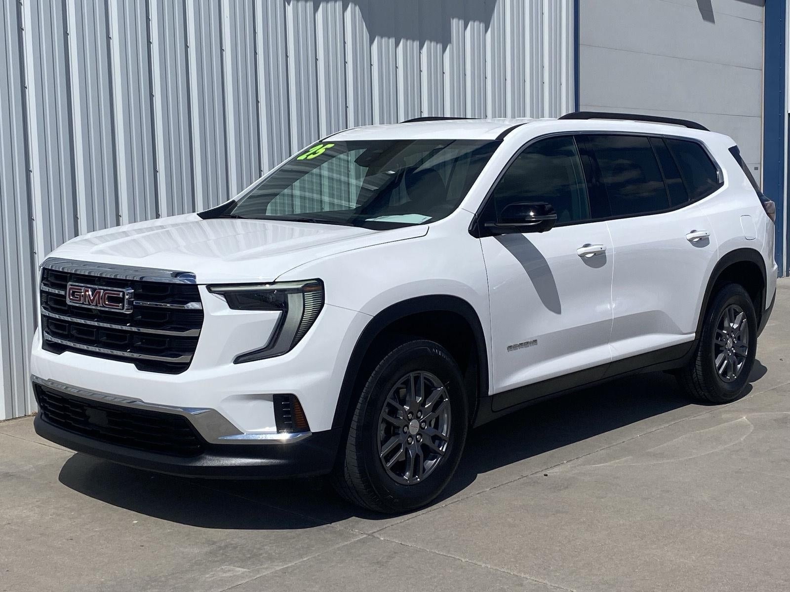 2025 GMC Acadia Elevation AWD's photo