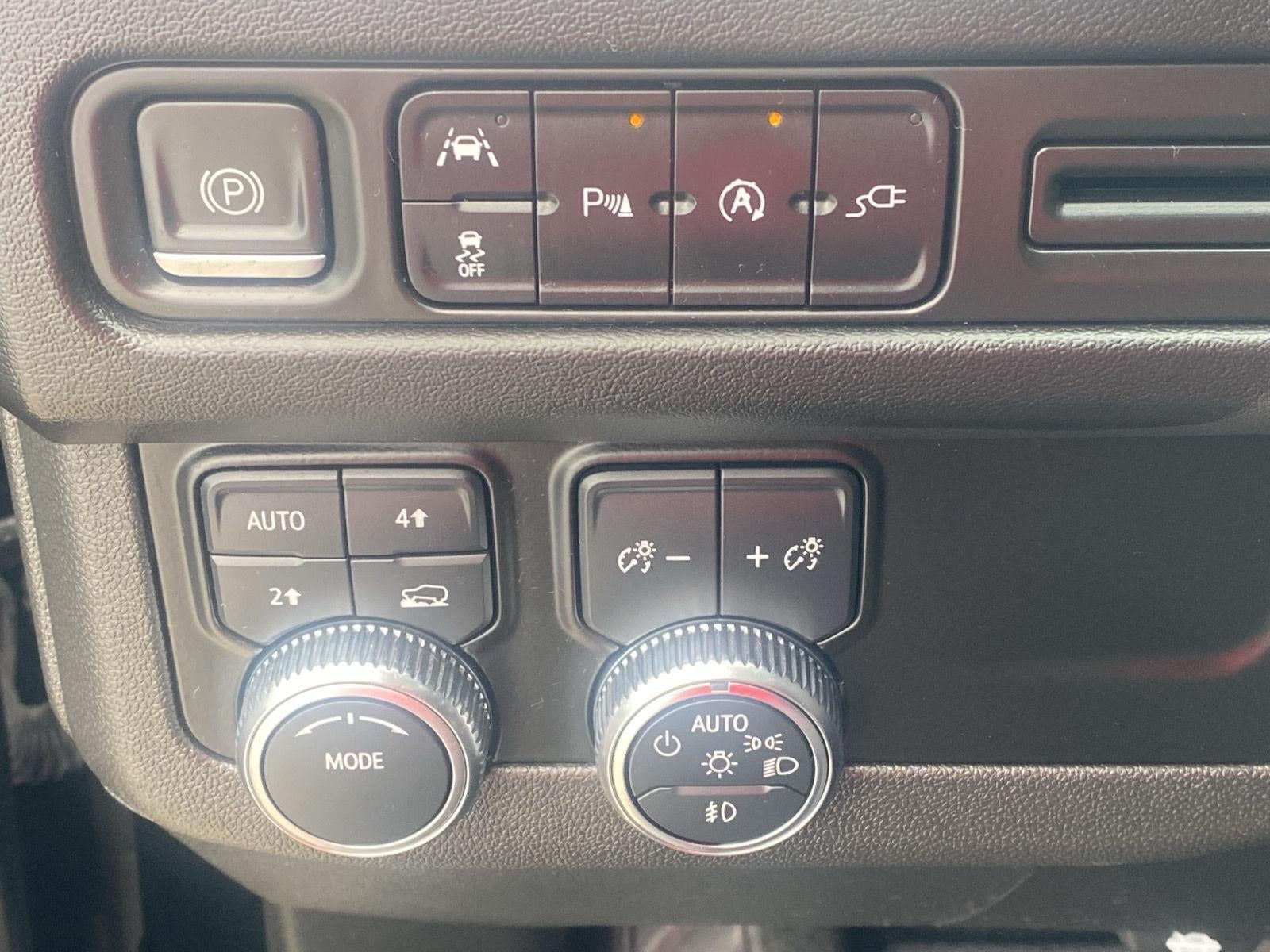 2022 GMC Yukon SLE