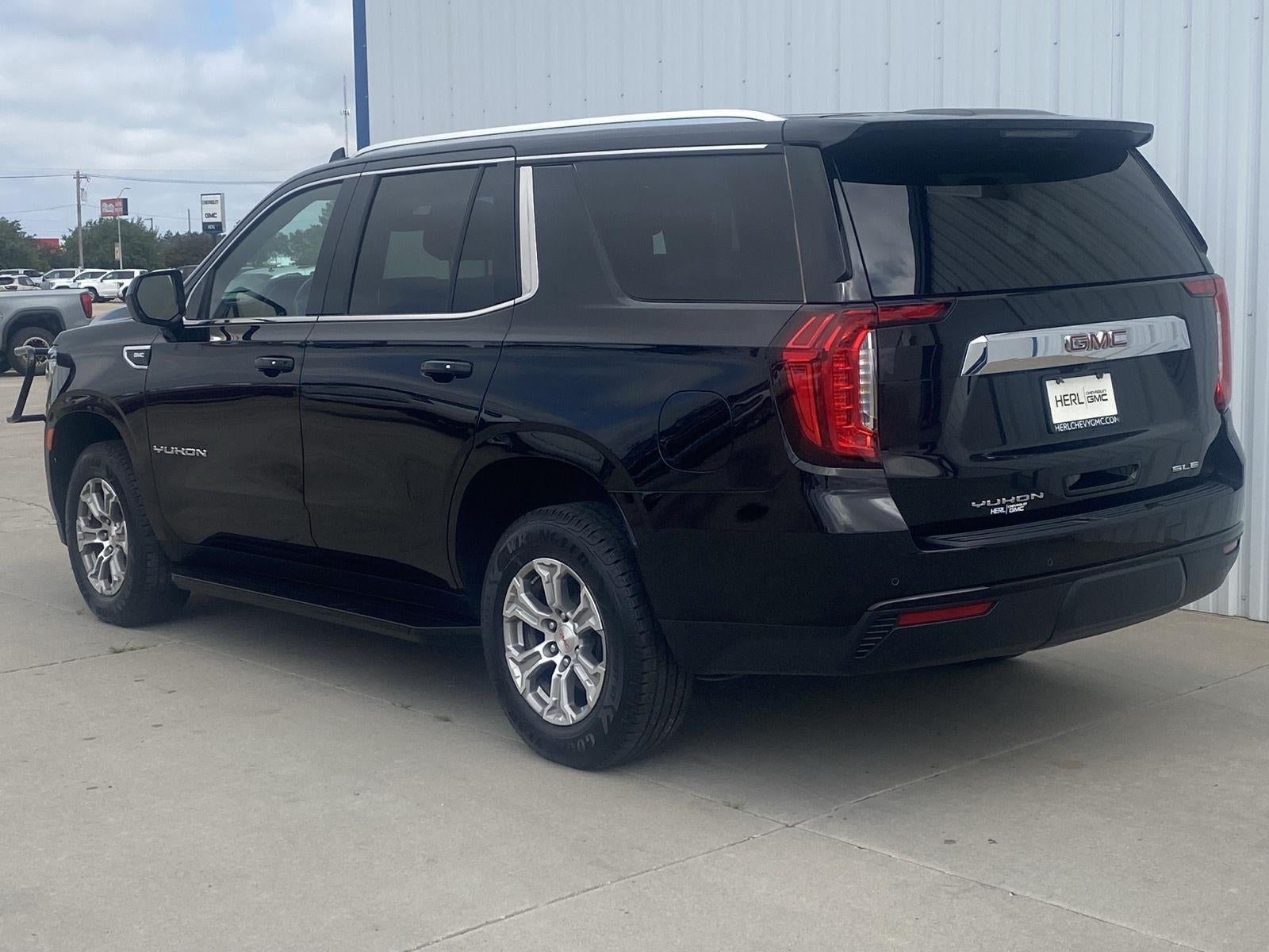 2022 GMC Yukon SLE