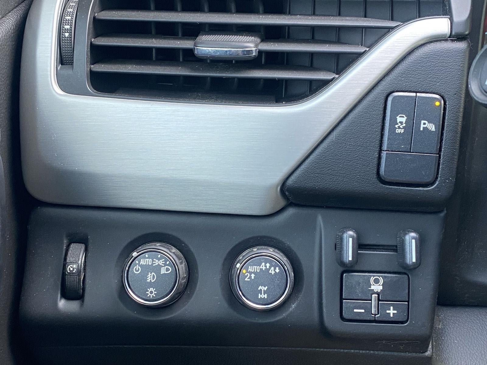 2017 GMC Yukon XL SLE