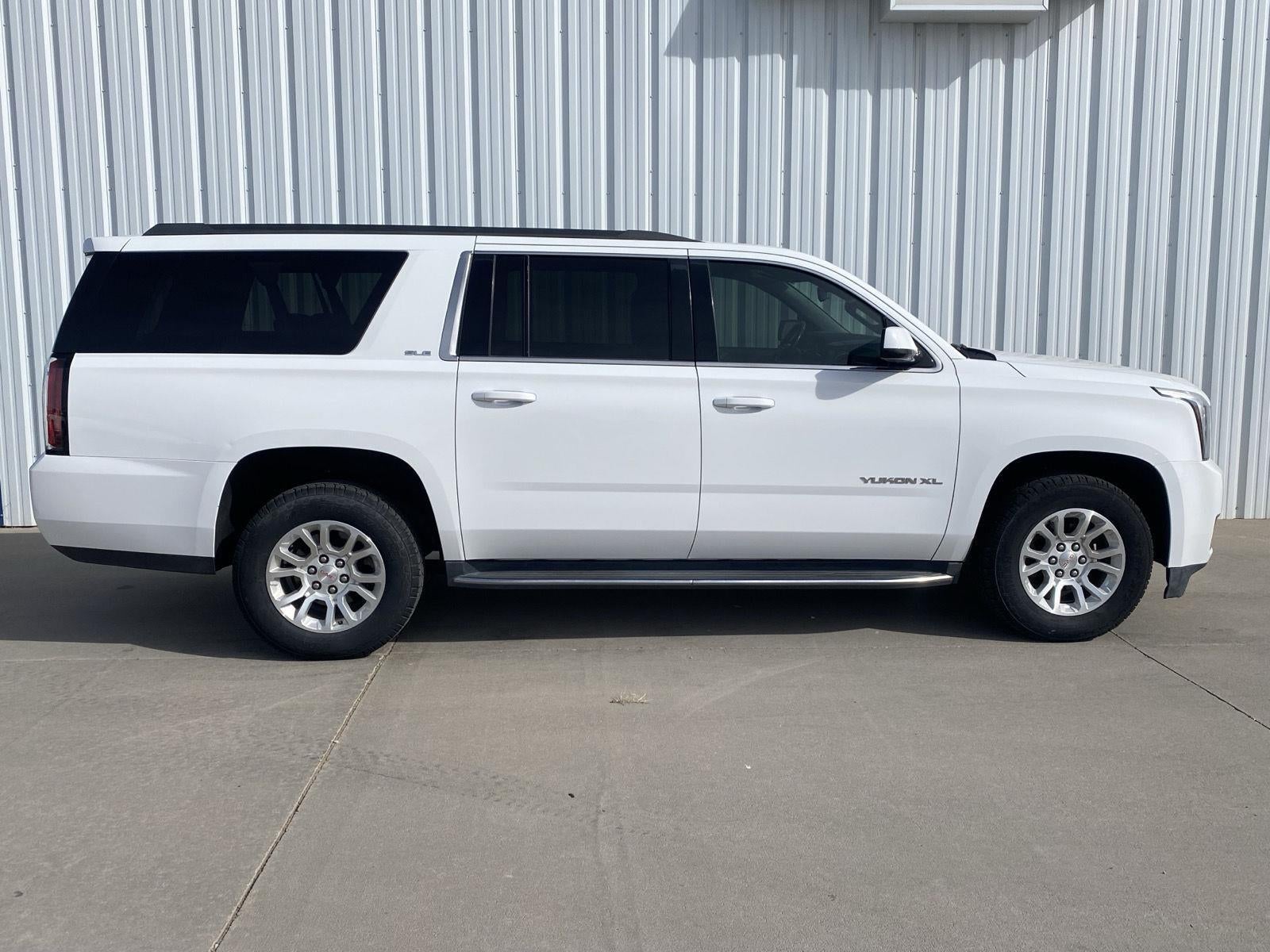 2017 GMC Yukon XL SLE