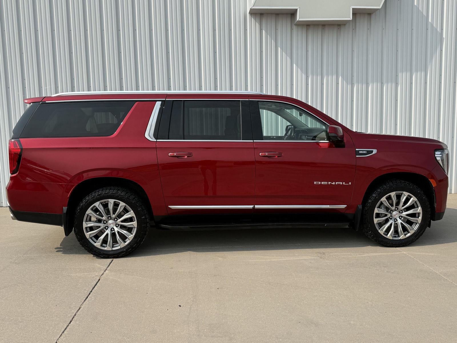 2023 GMC Yukon XL Denali