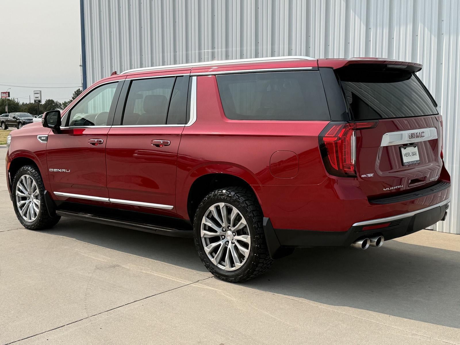 2023 GMC Yukon XL Denali