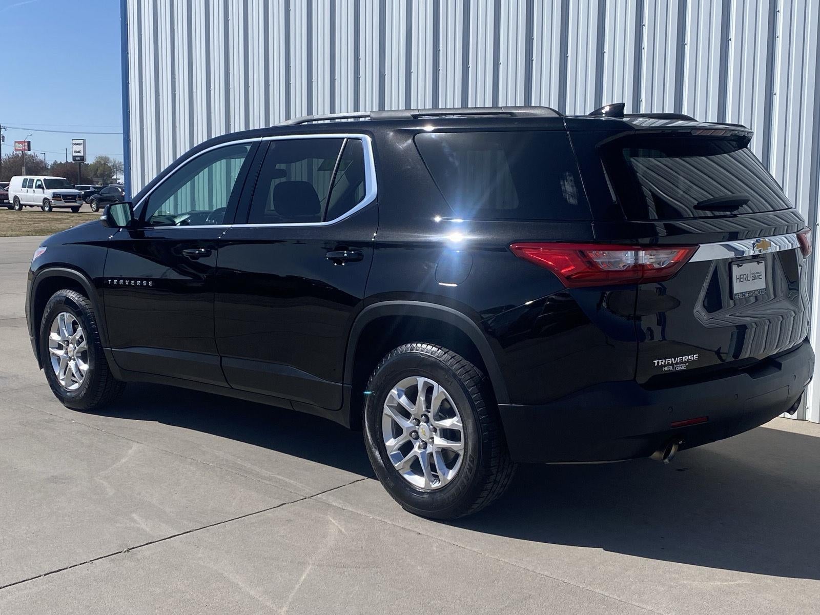 2020 Chevrolet Traverse LT Cloth