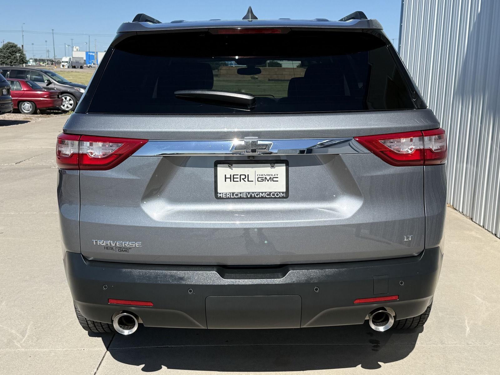 2021 Chevrolet Traverse LT Cloth