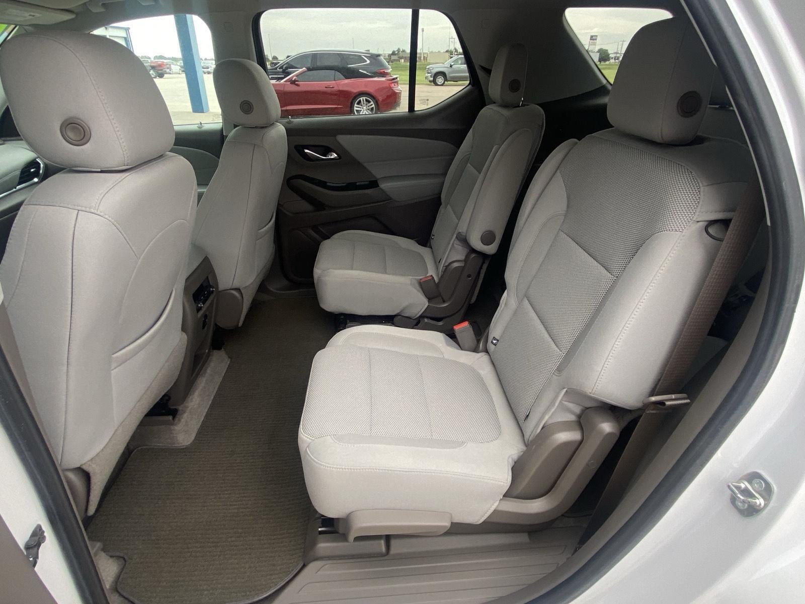 2018 Chevrolet Traverse LT Cloth