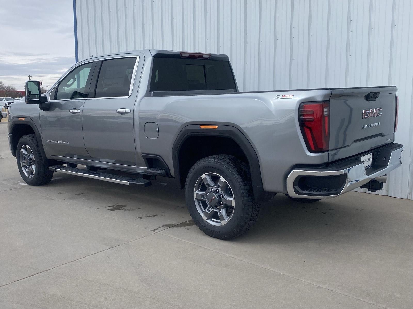 2026 GMC Sierra 2500 HD SLT