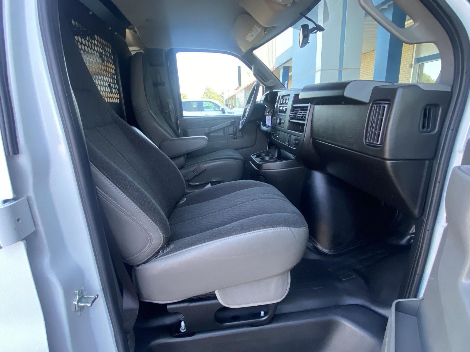 2024 GMC Savana Cargo 2500 Work Van