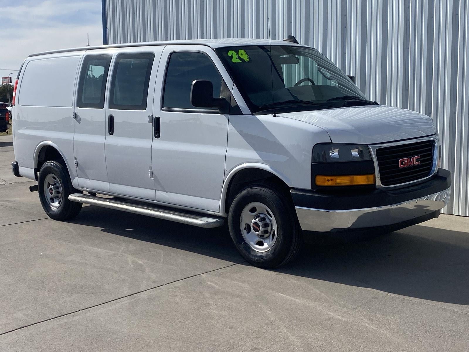 2024 GMC Savana Cargo 2500 Work Van