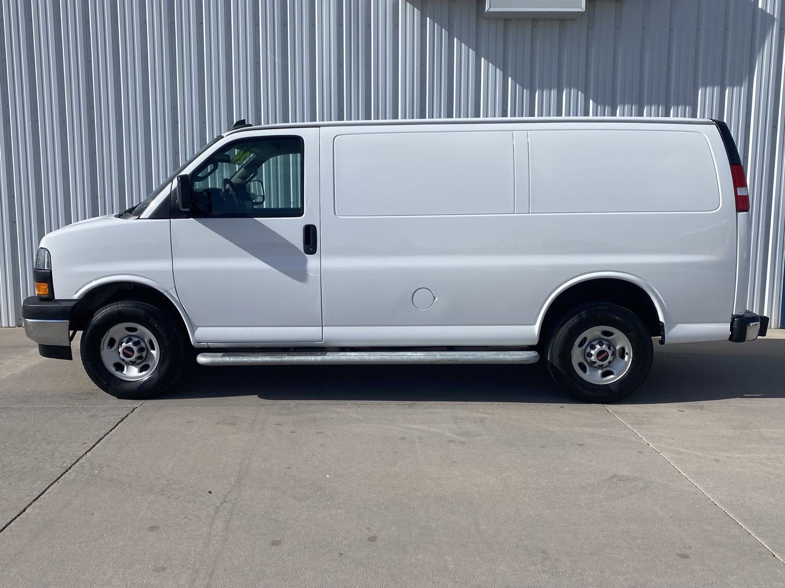 2024 GMC Savana Cargo 2500 Work Van