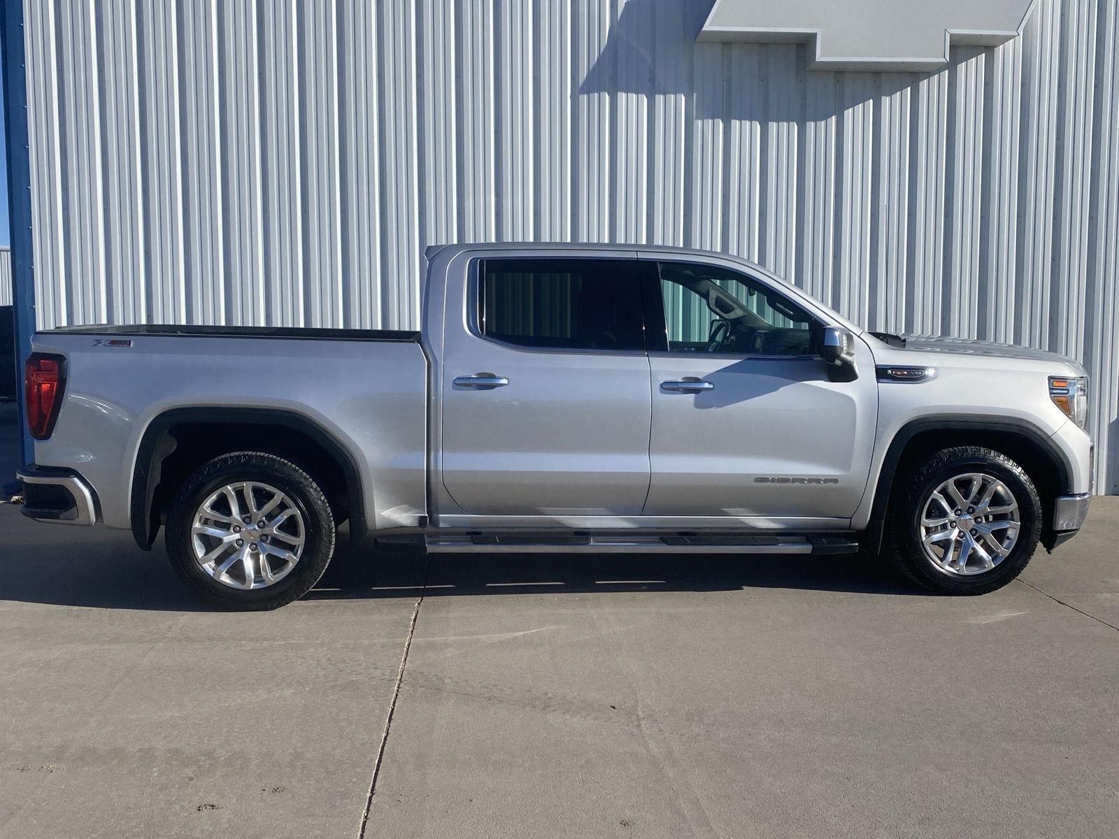 2021 GMC Sierra 1500 SLT