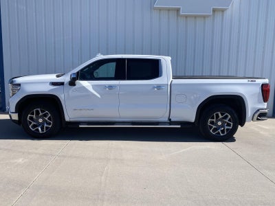 2023 GMC Sierra 1500 SLT