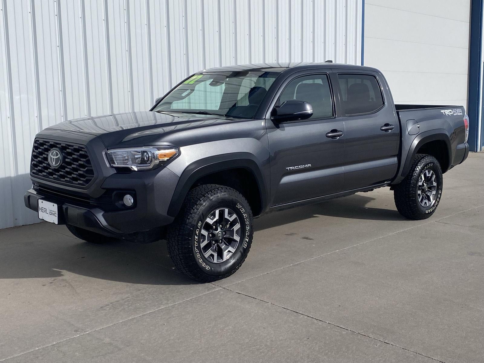 2022 Toyota Tacoma 4WD SR