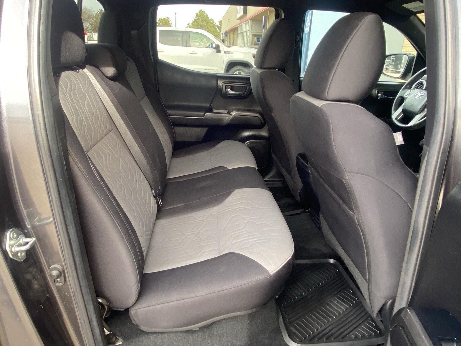 2022 Toyota Tacoma 4WD SR