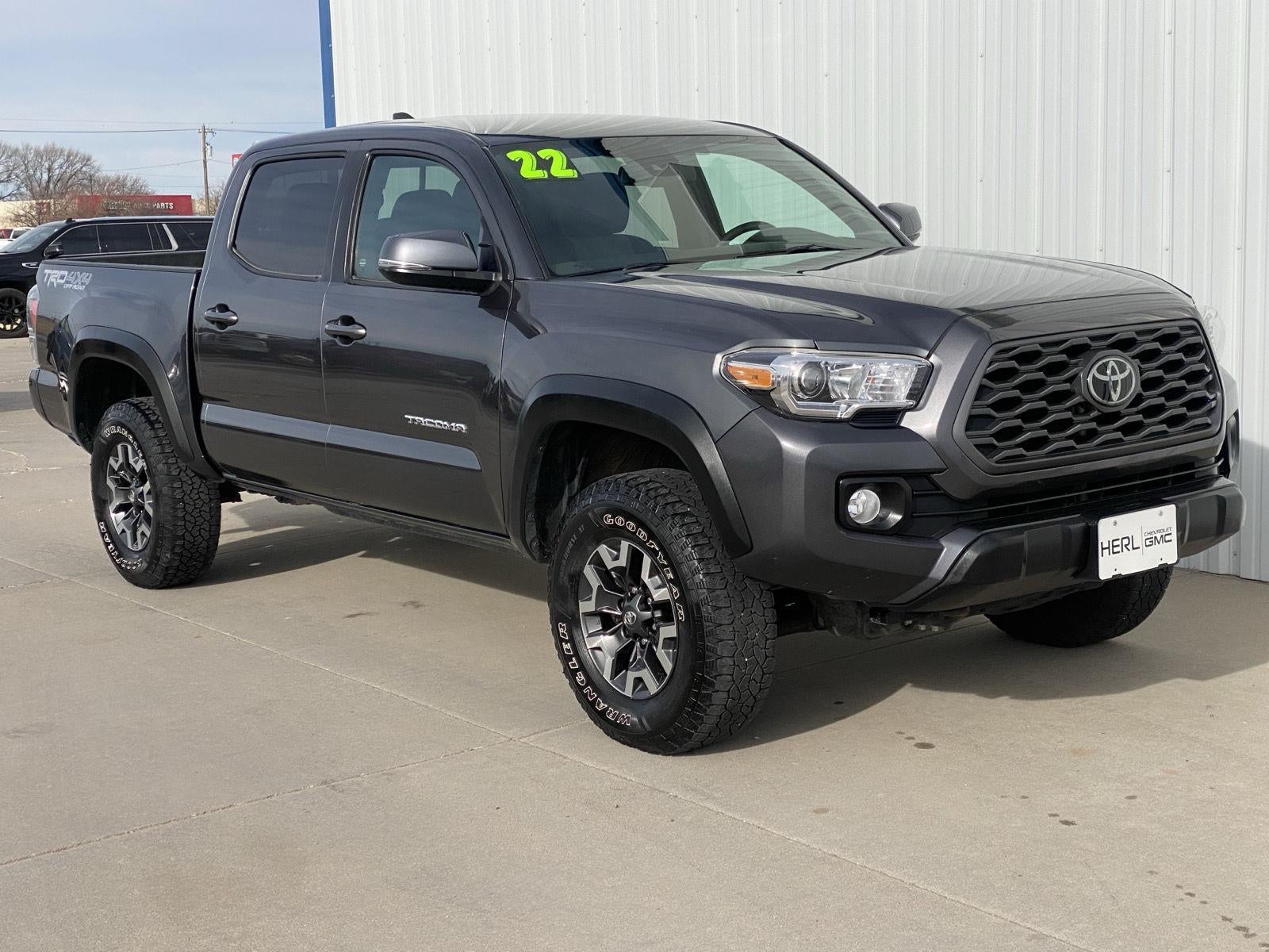 2022 Toyota Tacoma 4WD SR