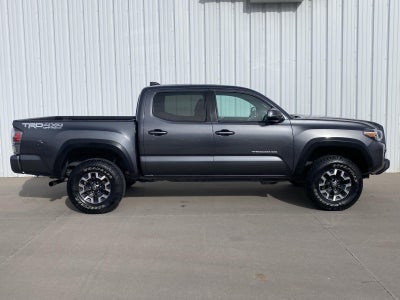 2022 Toyota Tacoma 4WD SR