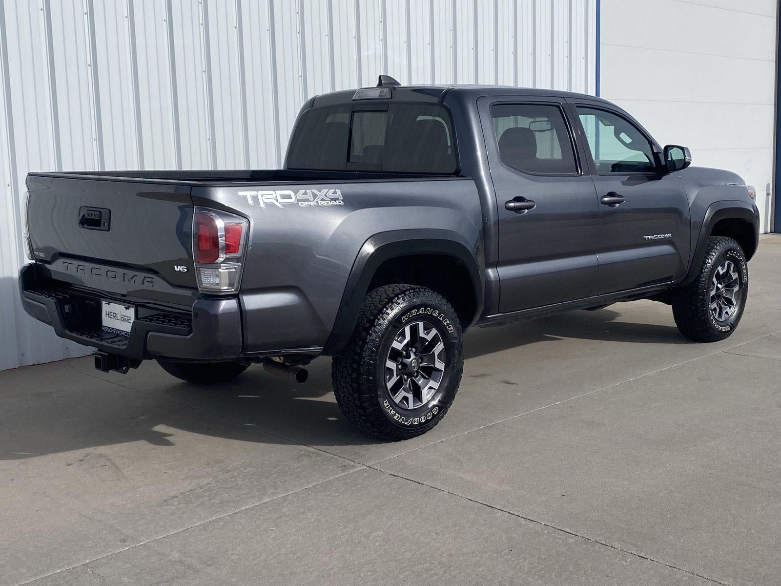 2022 Toyota Tacoma 4WD SR