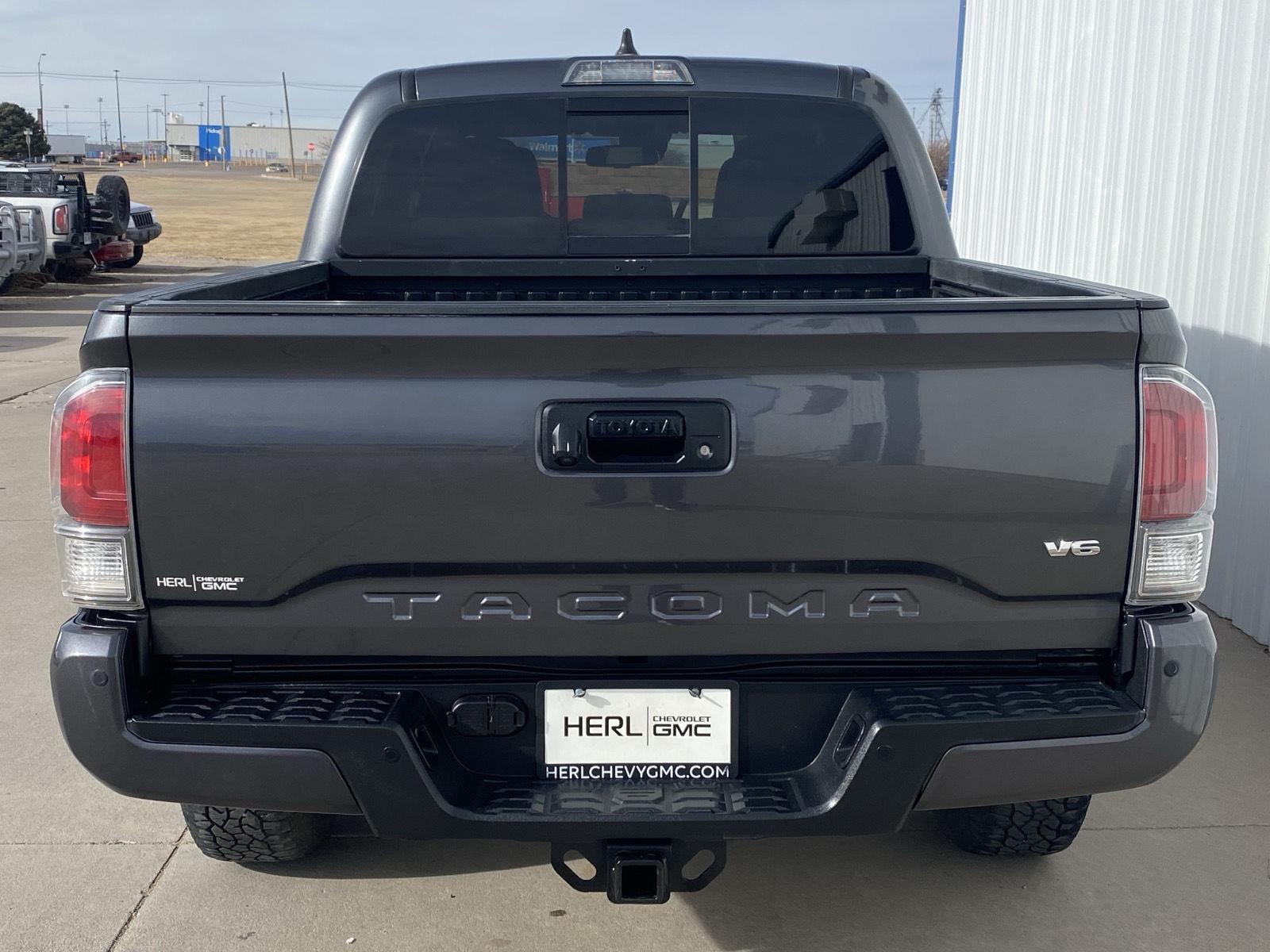 2022 Toyota Tacoma 4WD SR