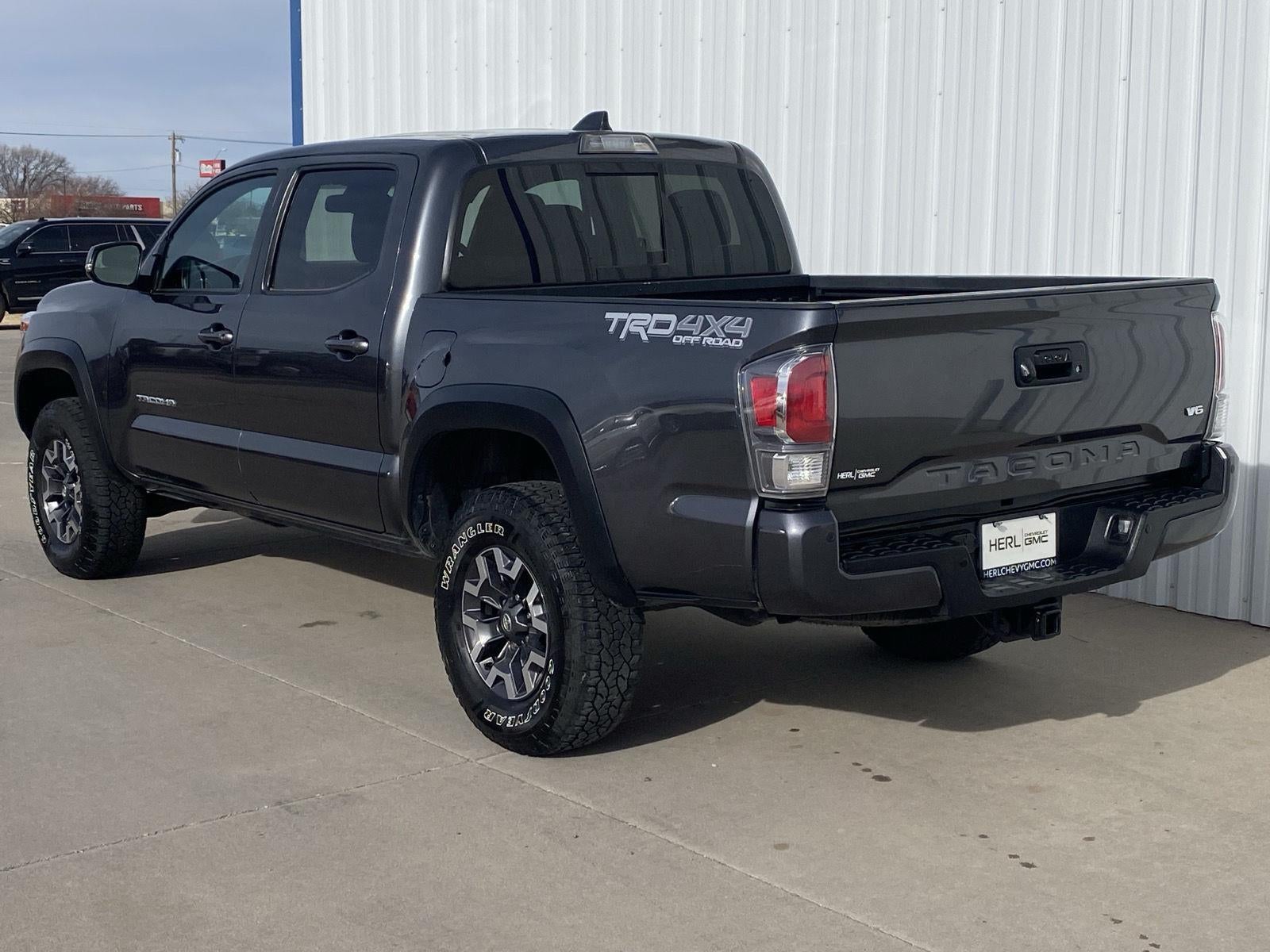 2022 Toyota Tacoma 4WD SR