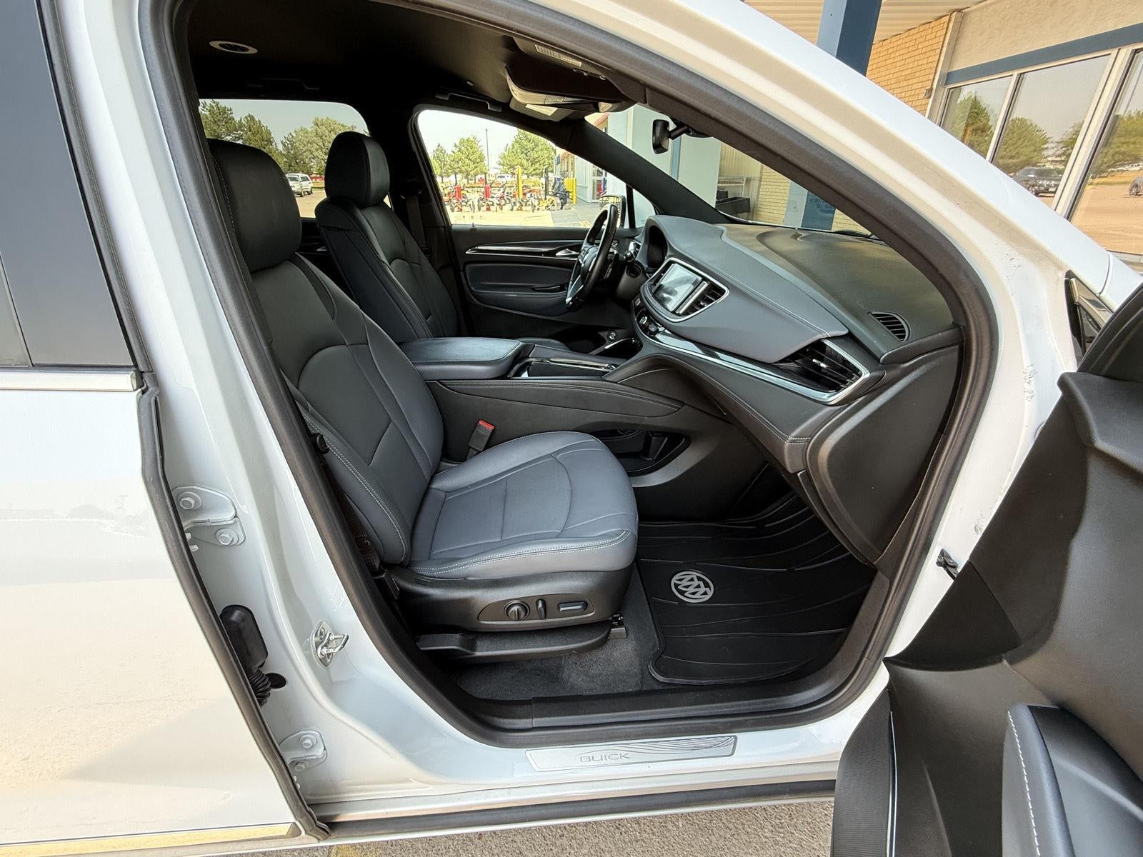 2024 Buick Enclave Essence