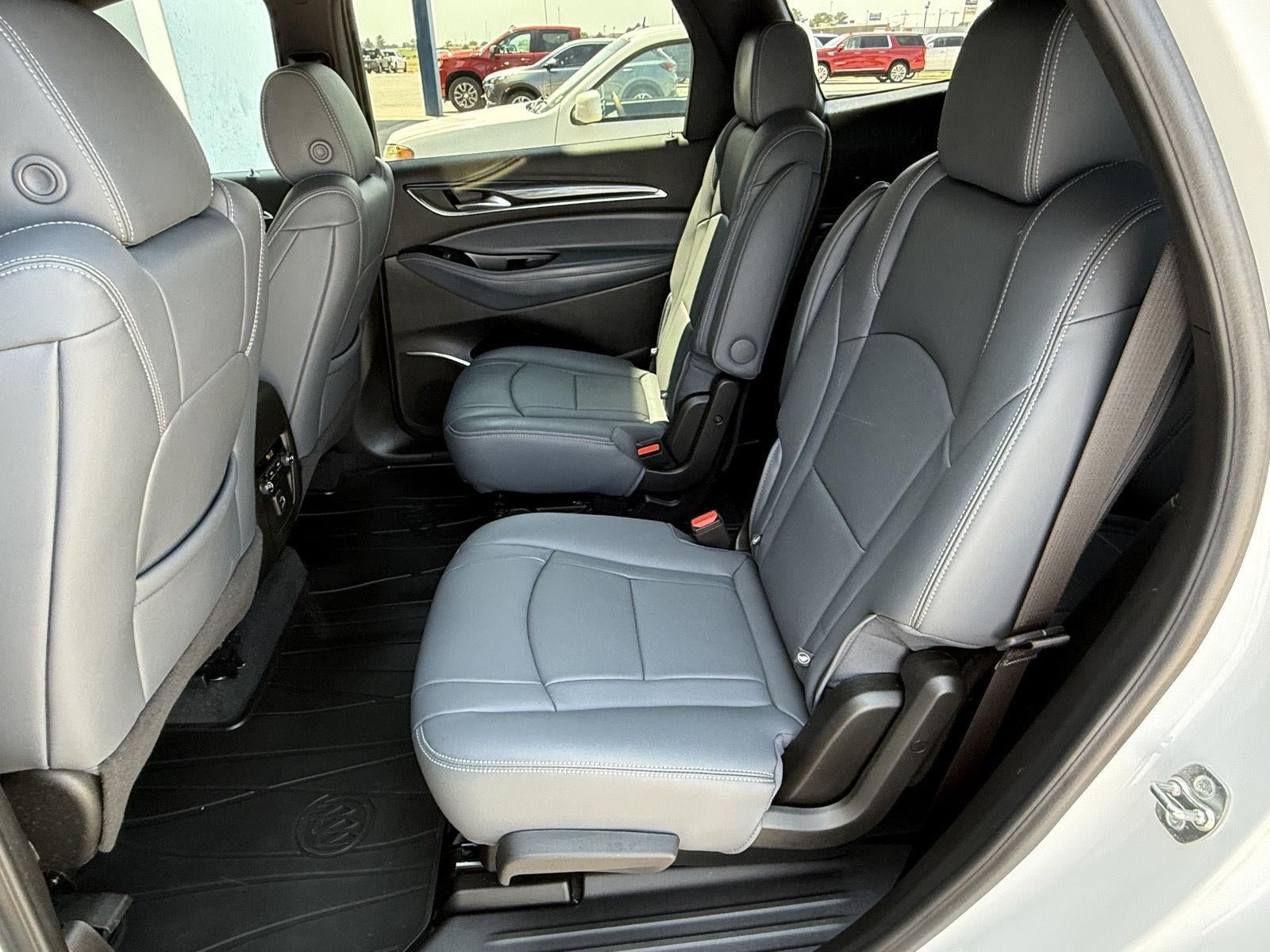 2024 Buick Enclave Essence