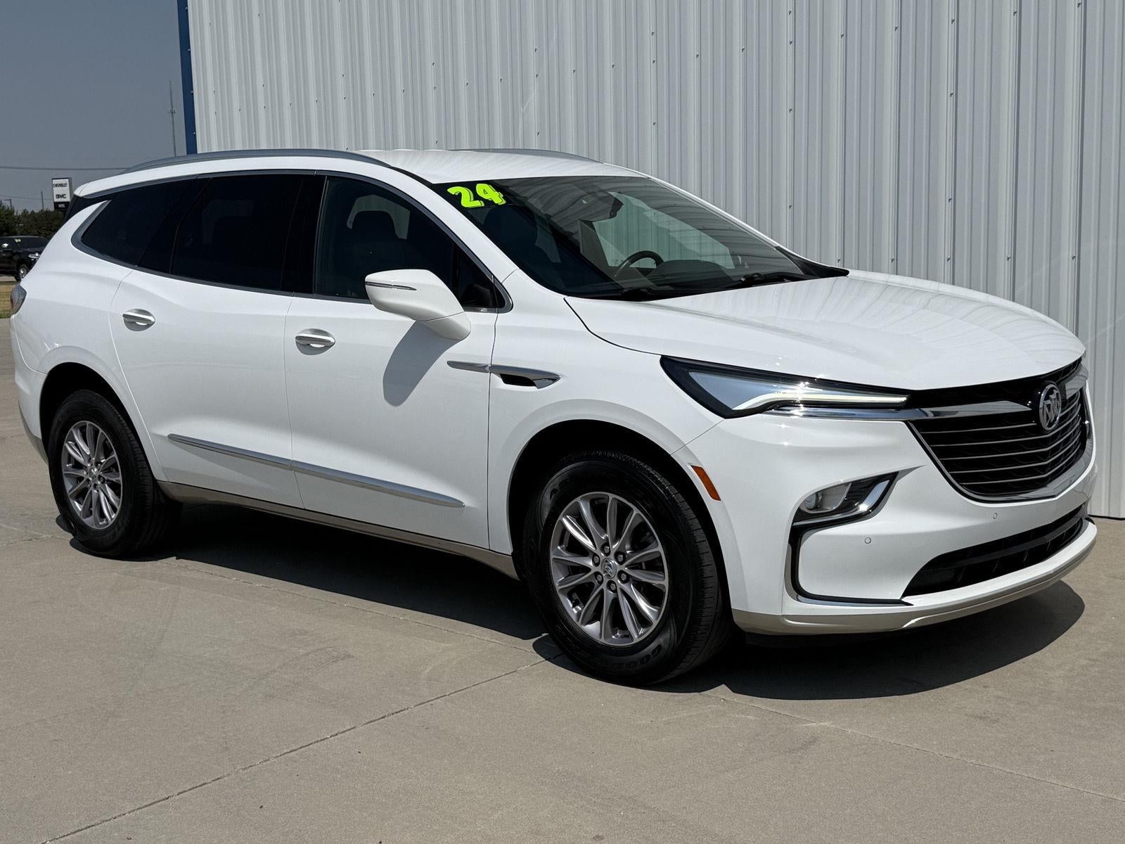 2024 Buick Enclave Essence