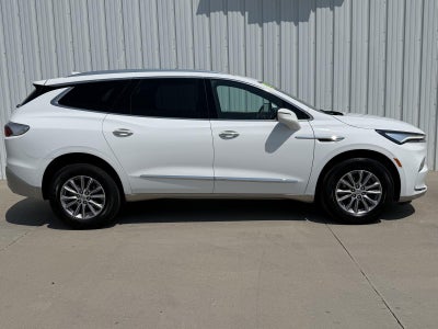 2024 Buick Enclave Essence