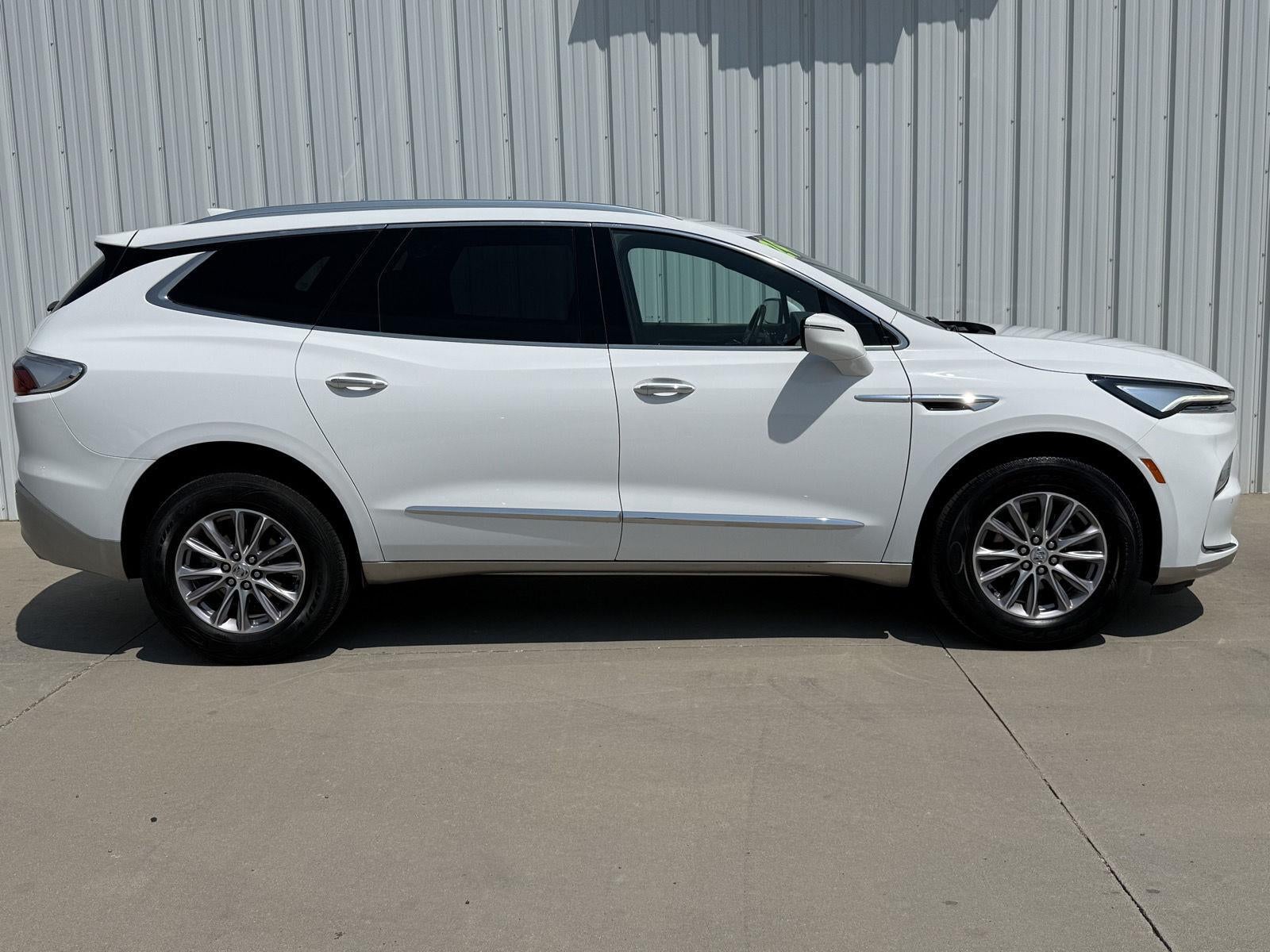 2024 Buick Enclave Essence