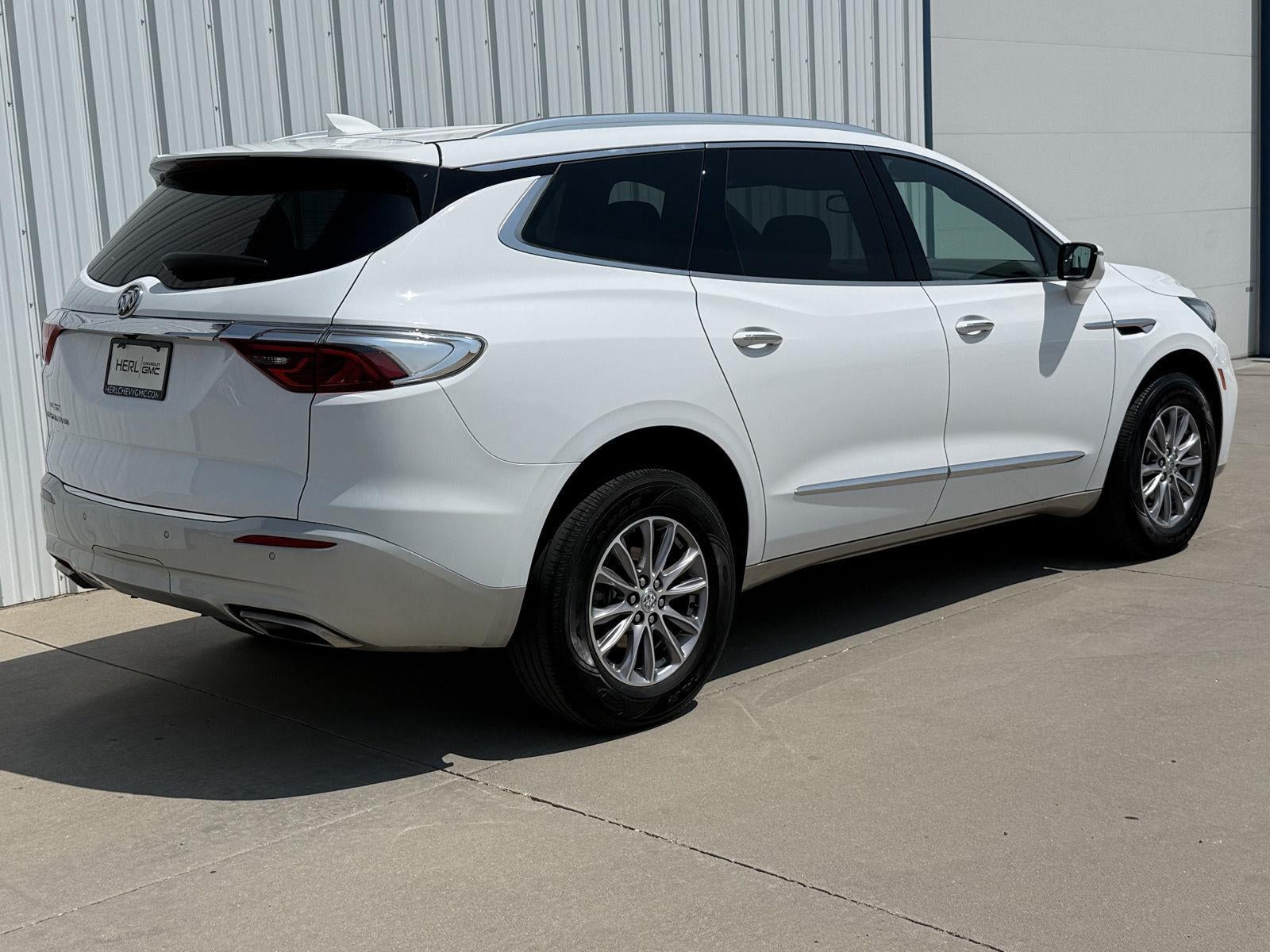 2024 Buick Enclave Essence
