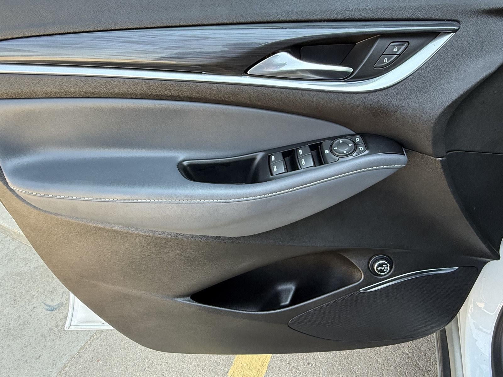 2024 Buick Enclave Essence