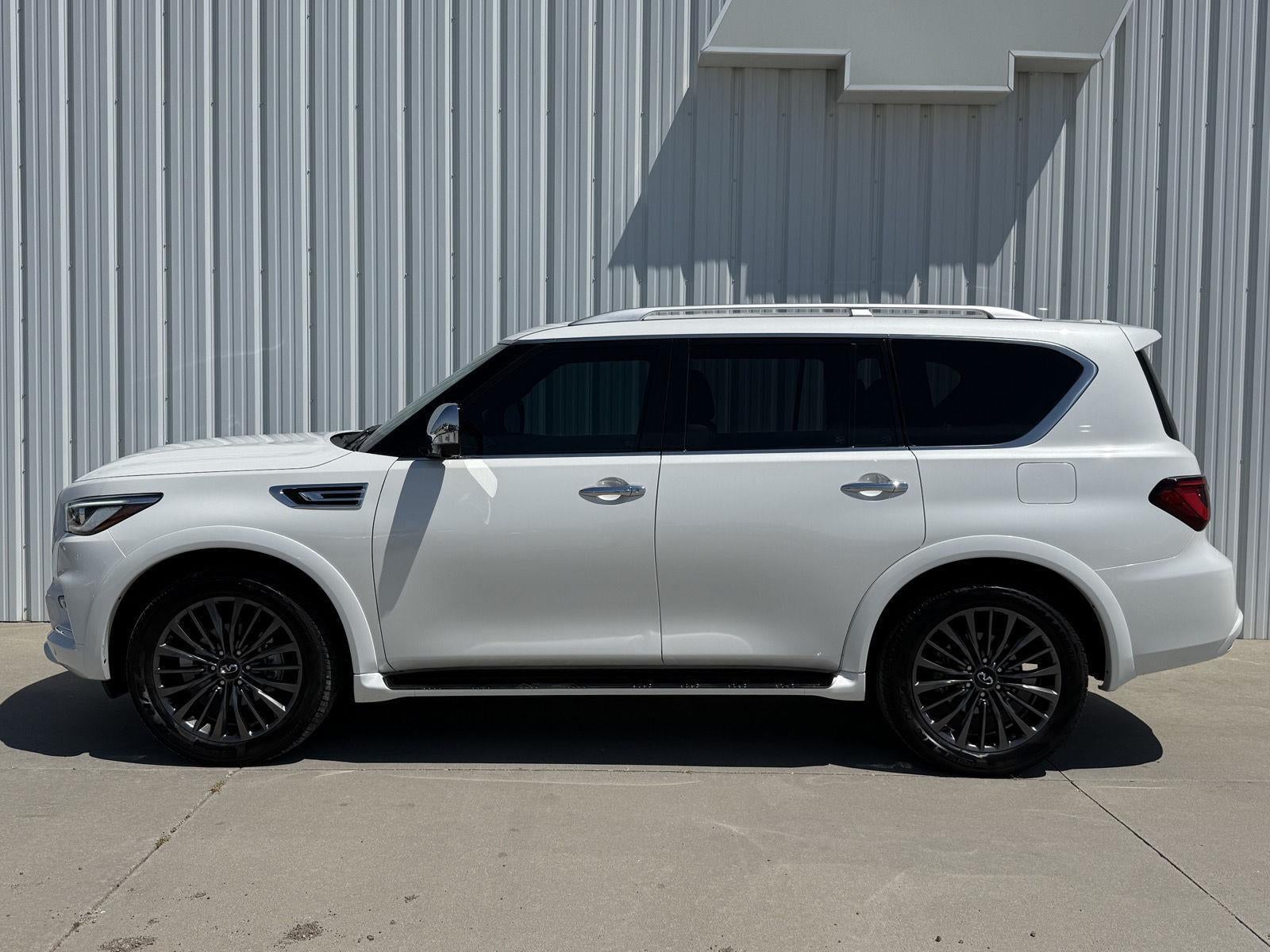 2024 INFINITI QX80 SENSORY