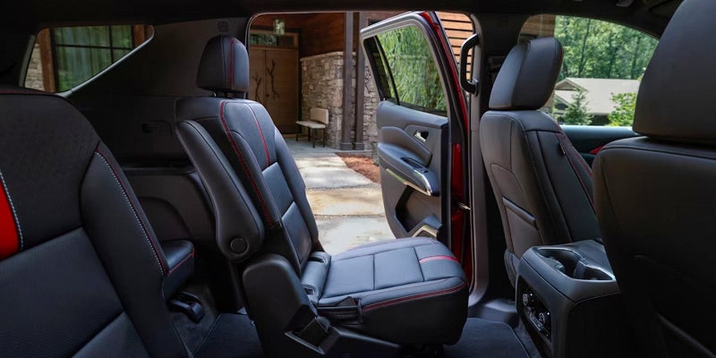2024 Chevrolet Traverse interior